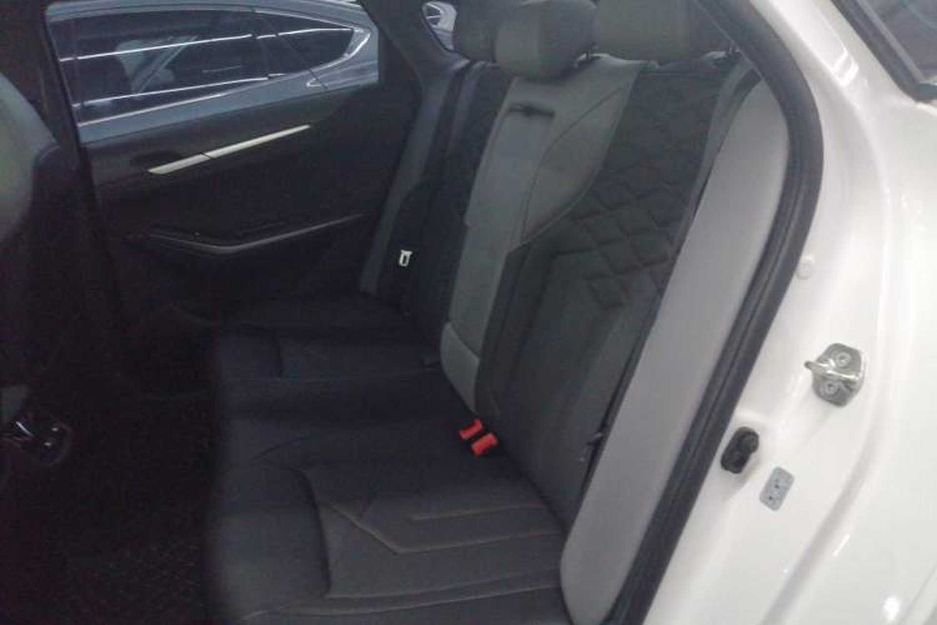 Used CHANGAN Ruicheng PLUS 2023 1.5T DCT Navigation Edition Left Rear Seat