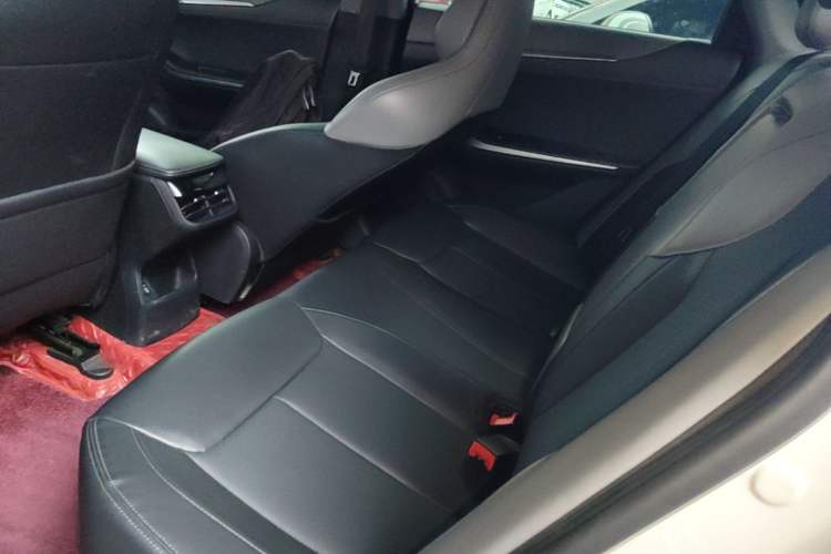 Used CHANGAN Ruicheng PLUS 2023 1.5T DCT Prestige Edition Left Rear Seat