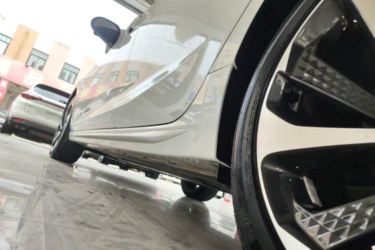 Used CHANGAN Ruicheng PLUS 2023 1.5T DCT Navigation Edition Left Side Sill