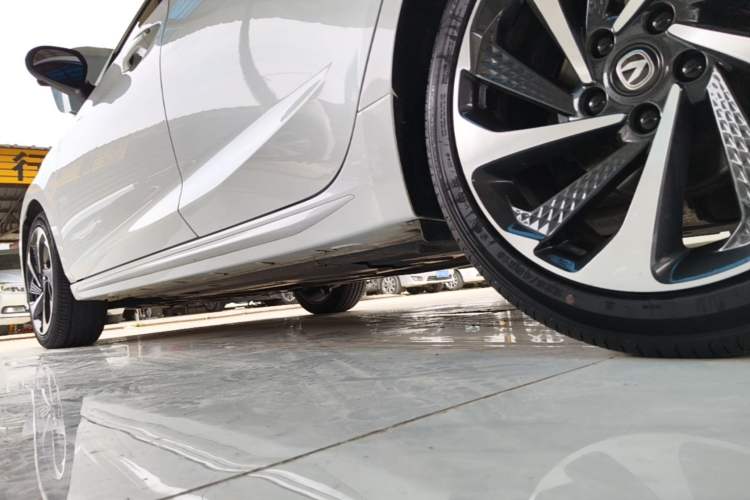 Used CHANGAN Ruicheng PLUS 2023 1.5T DCT Navigation Edition Left Side Sill
