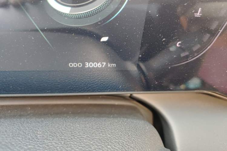 Used CHANGAN Ruicheng PLUS 2023 1.5T DCT Navigation Edition Odometer Close Up