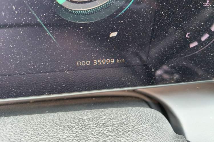Used CHANGAN Ruicheng PLUS 2023 1.5T DCT Prestige Edition Odometer Close Up