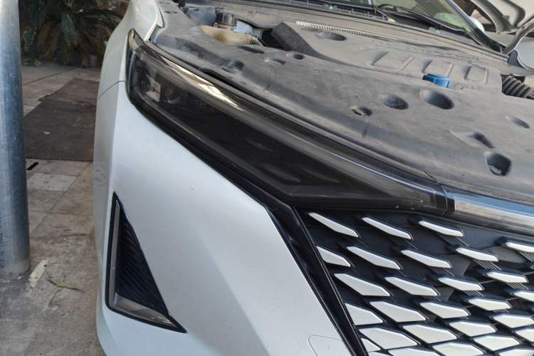 Used CHANGAN Ruicheng PLUS 2023 1.5T DCT Luxury Version Right Front Headlight