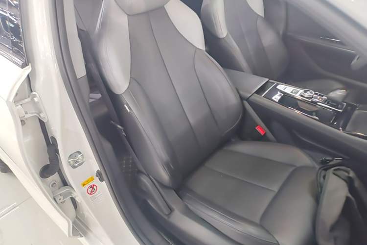 Used CHANGAN Ruicheng PLUS 2023 1.5T DCT Prestige Edition Right Front Seat