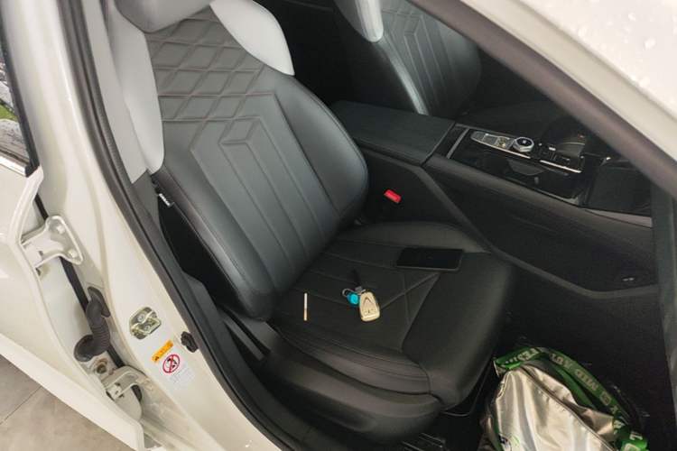 Used CHANGAN Ruicheng PLUS 2023 1.5T DCT Navigation Edition Right Front Seat
