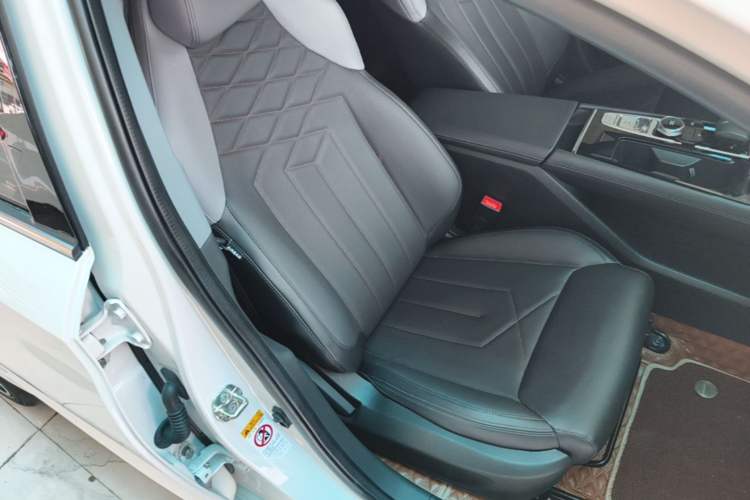 Used CHANGAN Ruicheng PLUS 2023 1.5T DCT Navigation Edition Right Front Seat