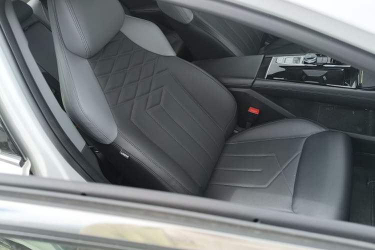 Used CHANGAN Ruicheng PLUS 2023 1.5T DCT Navigation Edition Right Front Seat