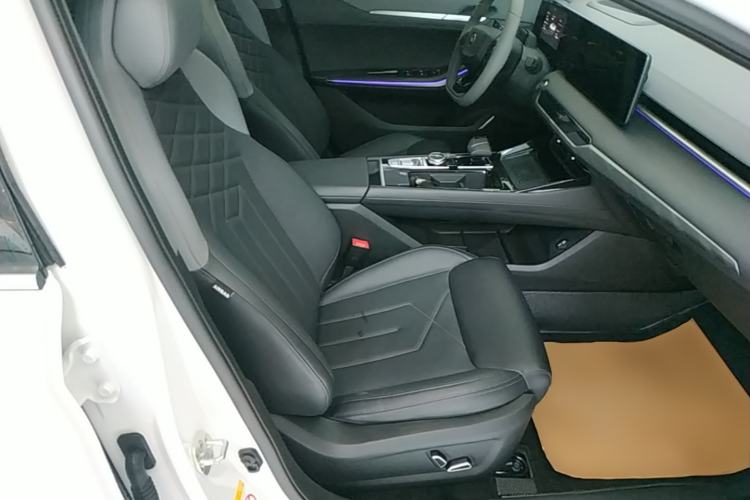 Used CHANGAN Ruicheng PLUS 2023 1.5T DCT Flagship Edition Right Front Seat