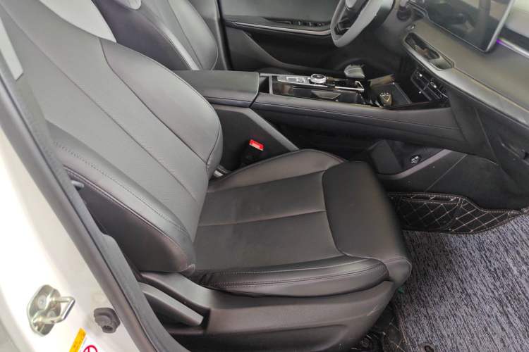 Used CHANGAN Ruicheng PLUS 2023 1.5T DCT Prestige Edition Right Front Seat