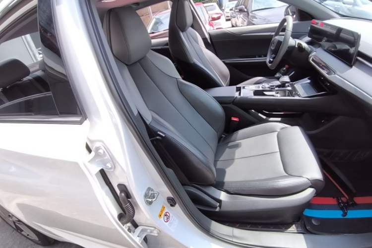 Used CHANGAN Ruicheng PLUS 2023 1.5T DCT Prestige Edition Right Front Seat