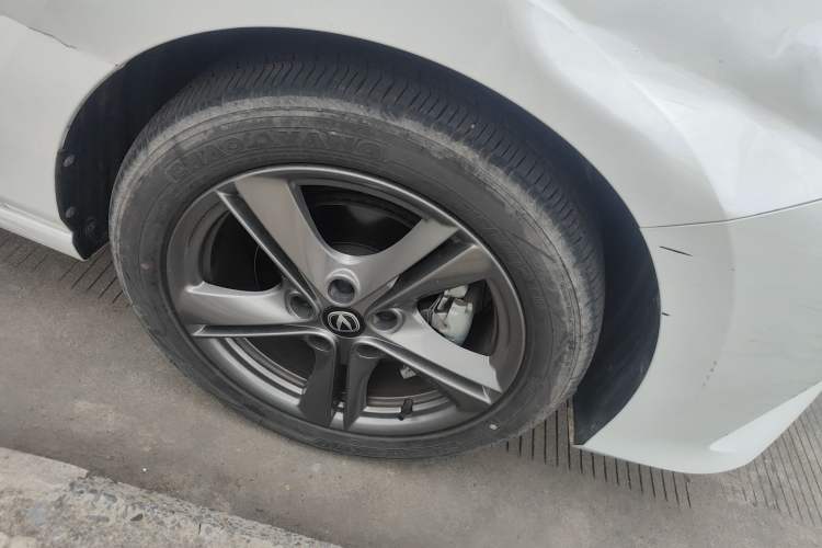 Used CHANGAN Ruicheng PLUS 2023 1.5T DCT Prestige Edition Right Front Wheel Hub