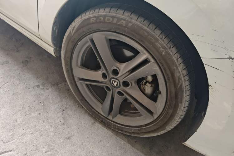 Used CHANGAN Ruicheng PLUS 2023 1.5T DCT Prestige Edition Right Front Wheel Hub