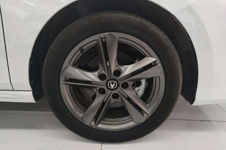 Used CHANGAN Ruicheng PLUS 2023 1.5T DCT Prestige Edition Right Front Wheel Hub