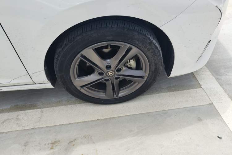 Used CHANGAN Ruicheng PLUS 2023 1.5T DCT Prestige Edition Right Front Wheel Hub