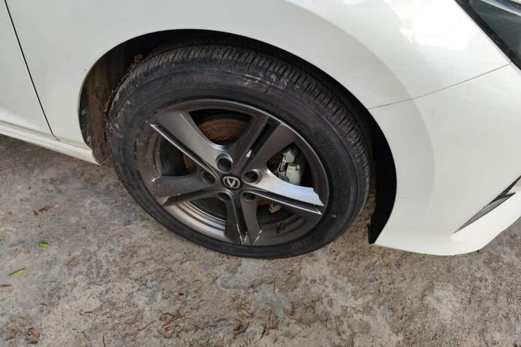Used CHANGAN Ruicheng PLUS 2023 1.5T DCT Prestige Edition Right Front Wheel Hub