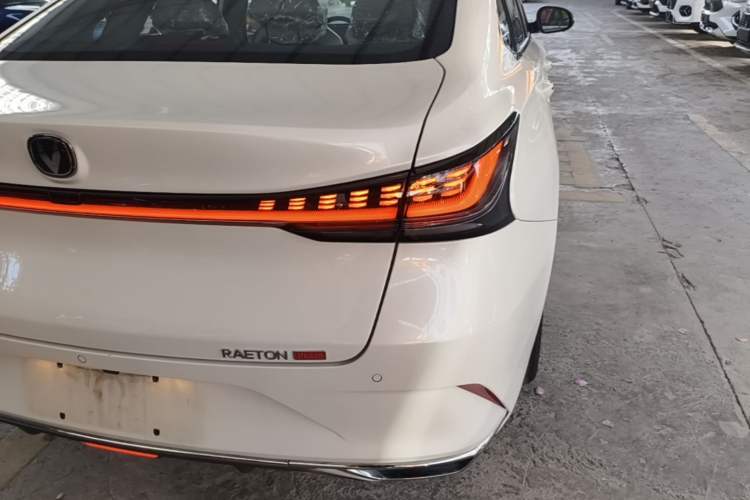 Used CHANGAN Ruicheng PLUS 2023 1.5T DCT Navigation Edition Right Rear Taillight