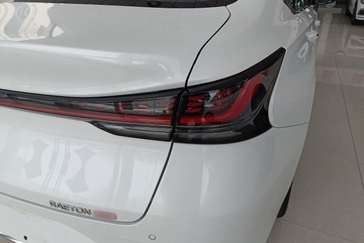 Used CHANGAN Ruicheng PLUS 2023 1.5T DCT Navigation Edition Right Rear Taillight