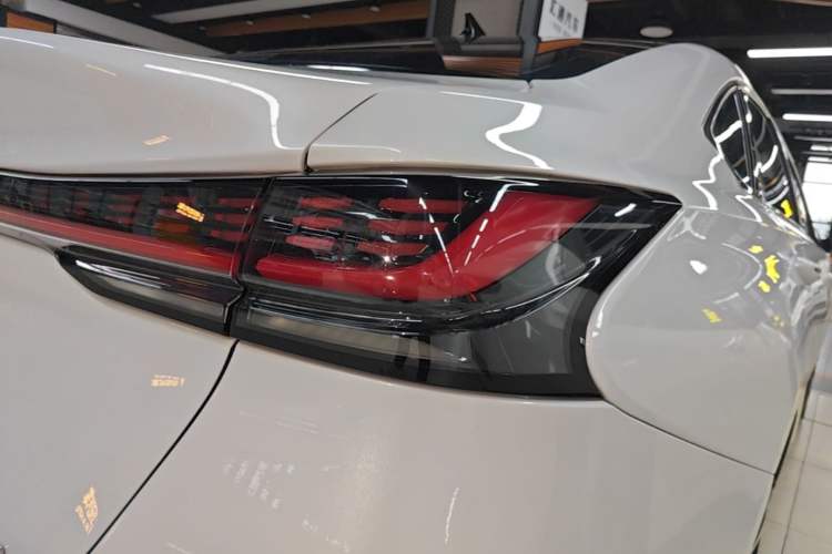 Used CHANGAN Ruicheng PLUS 2023 1.5T DCT Navigation Edition Right Rear Taillight