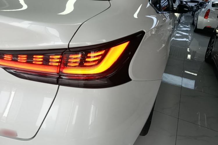 Used CHANGAN Ruicheng PLUS 2023 1.5T DCT Prestige Edition Right Rear Taillight