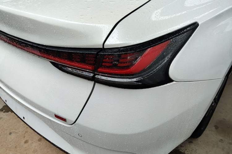Used CHANGAN Ruicheng PLUS 2023 1.5T DCT Prestige Edition Right Rear Taillight