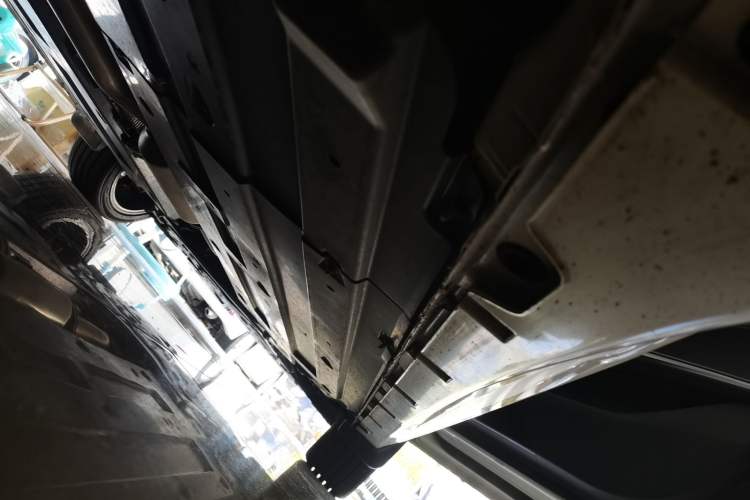 Used CHANGAN Ruicheng PLUS 2023 1.5T DCT Navigation Edition Right Side Sill