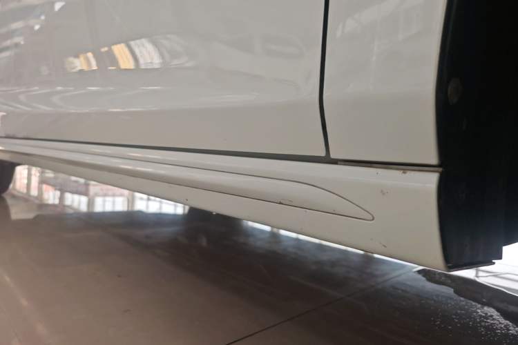 Used CHANGAN Ruicheng PLUS 2023 1.5T DCT Luxury Version Right Side Sill