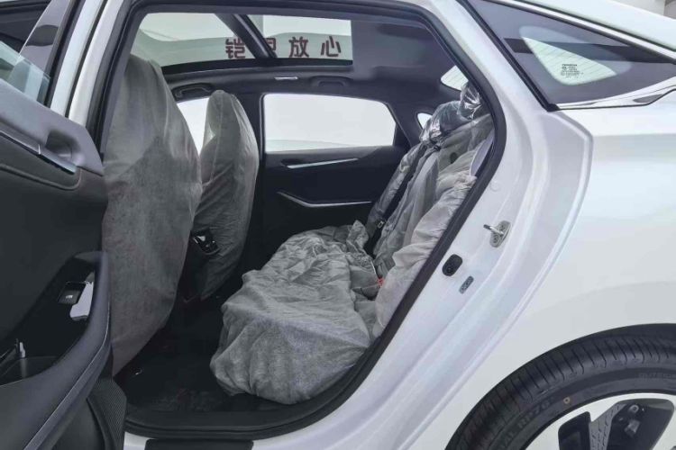Used CHANGAN Ruicheng PLUS 2023 1.5T DCT Navigation Edition Roof