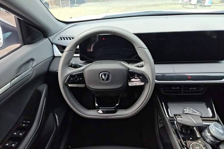 Used CHANGAN Ruicheng PLUS 2023 1.5T DCT Prestige Edition Steering Wheel