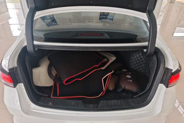 Used CHANGAN Ruicheng PLUS 2023 1.5T DCT Luxury Version Trunk
