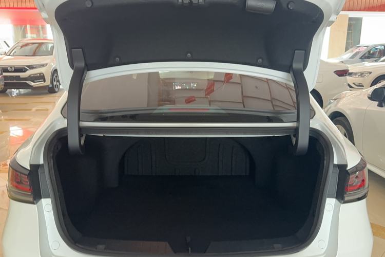 Used CHANGAN Ruicheng PLUS 2023 1.5T DCT Prestige Edition Trunk