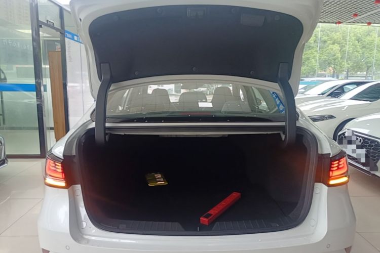 Used CHANGAN Ruicheng PLUS 2023 1.5T DCT Flagship Edition Trunk