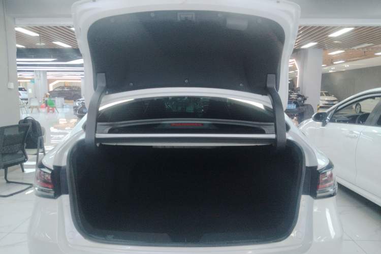Used CHANGAN Ruicheng PLUS 2023 1.5T DCT Prestige Edition Trunk