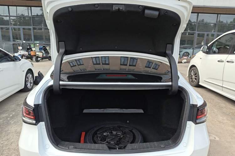 Used CHANGAN Ruicheng PLUS 2023 1.5T DCT Prestige Edition Trunk