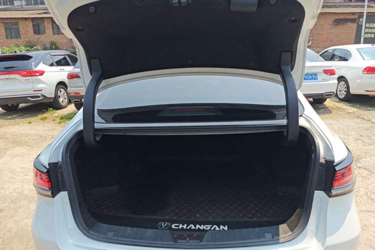 Used CHANGAN Ruicheng PLUS 2023 1.5T DCT Navigation Edition Trunk