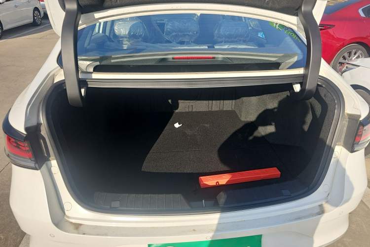 Used CHANGAN Ruicheng PLUS 2023 1.5T DCT Navigation Edition Trunk