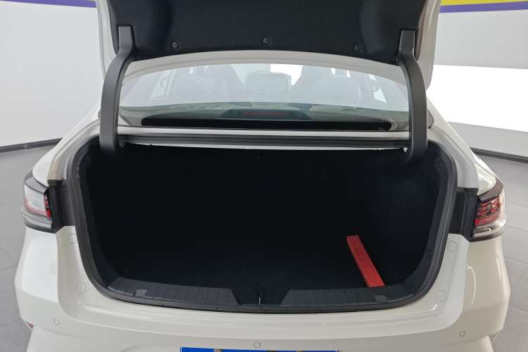 Used CHANGAN Ruicheng PLUS 2023 1.5T DCT Prestige Edition Trunk