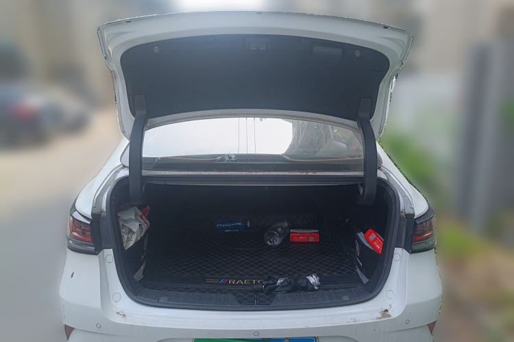 Used CHANGAN Ruicheng PLUS 2023 1.5T DCT Prestige Edition Trunk