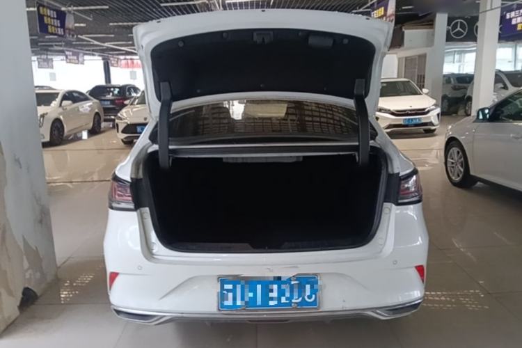 Used CHANGAN Ruicheng PLUS 2023 1.5T DCT Lingyue Trim Trunk