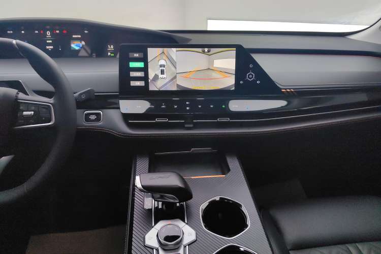 Used CHANGAN UNI-K 2021 2.0T Prestige Edition Audio And AC Panel