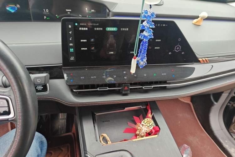 Used CHANGAN UNI-K 2021 2.0T Prestige Edition Audio And AC Panel