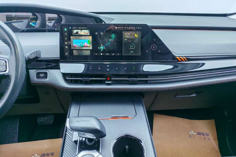 Used CHANGAN UNI-K 2021 2.0T Prestige Edition Audio And AC Panel