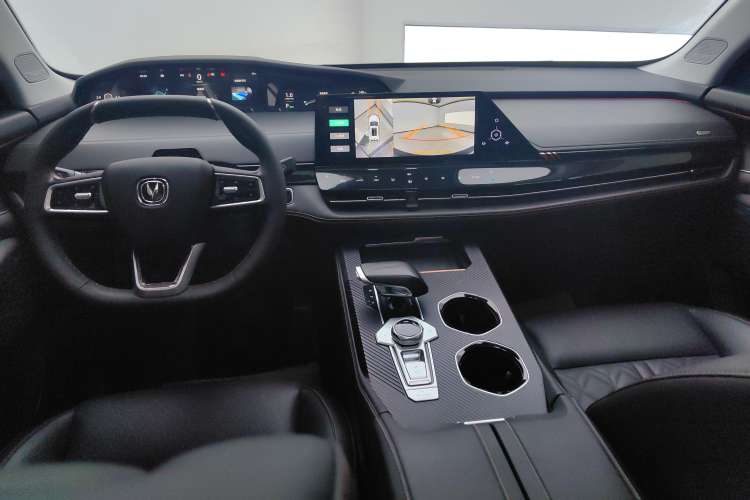 Used CHANGAN UNI-K 2021 2.0T Prestige Edition Center Console