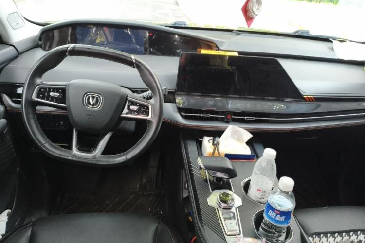 Used CHANGAN UNI-K 2021 2.0T Excellence Edition Center Console