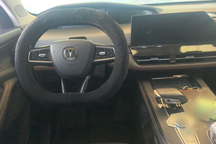 Used CHANGAN UNI-K 2021 2.0T Prestige Edition Center Console