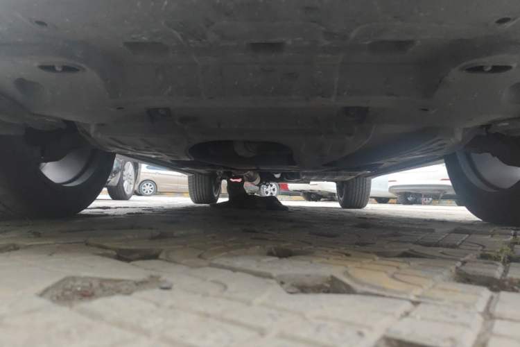 Used CHANGAN UNI-K 2021 2.0T All-Wheel Drive Prestige Version Chassis Front