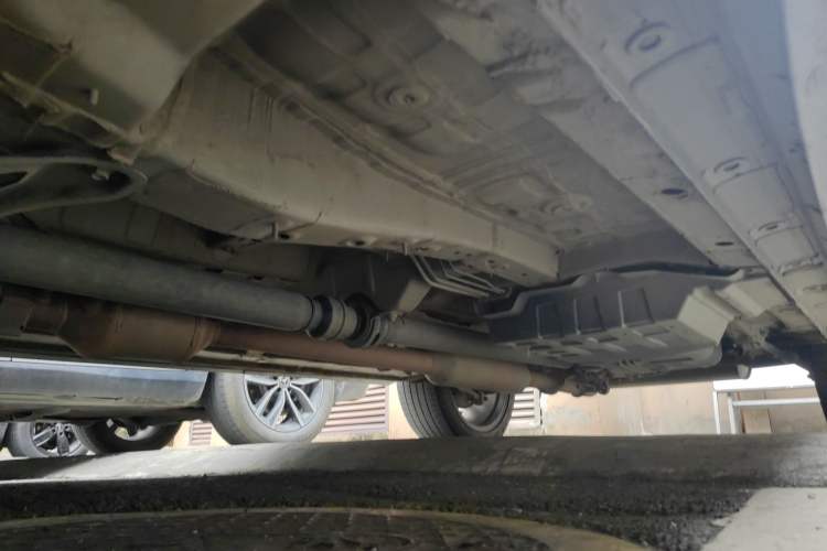Used CHANGAN UNI-K 2021 2.0T All-Wheel Drive Prestige Version Chassis Front Left
