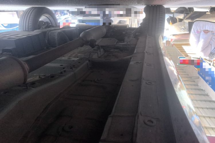 Used CHANGAN UNI-K 2021 2.0T Excellence Edition Chassis Front Right