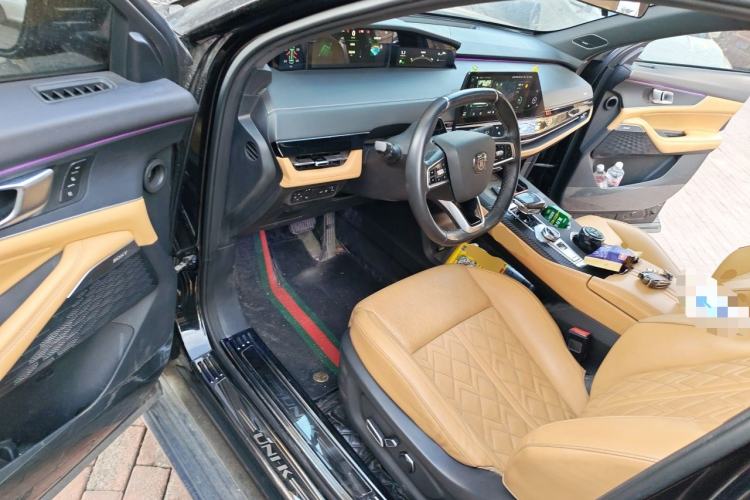 Used CHANGAN UNI-K 2021 2.0T All-Wheel Drive Prestige Version Driver Seat