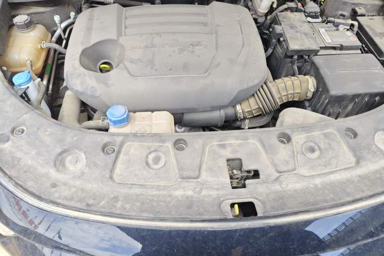 Used CHANGAN UNI-K 2021 2.0T Excellence Edition Engine Bay