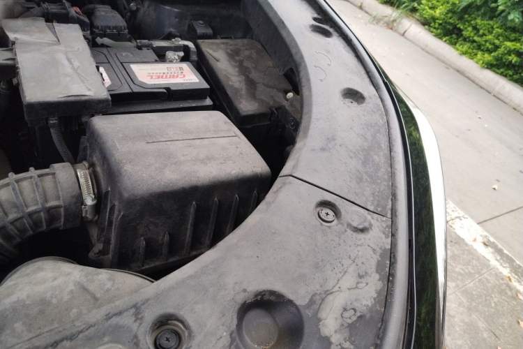 Used CHANGAN UNI-K 2021 2.0T Prestige Edition Engine Bay Left